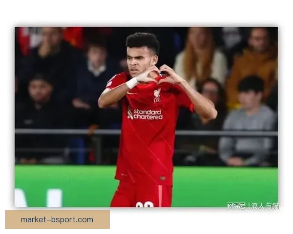 路易斯·迪亚斯在英超赛场屡次梅开二度展现惊艳表现